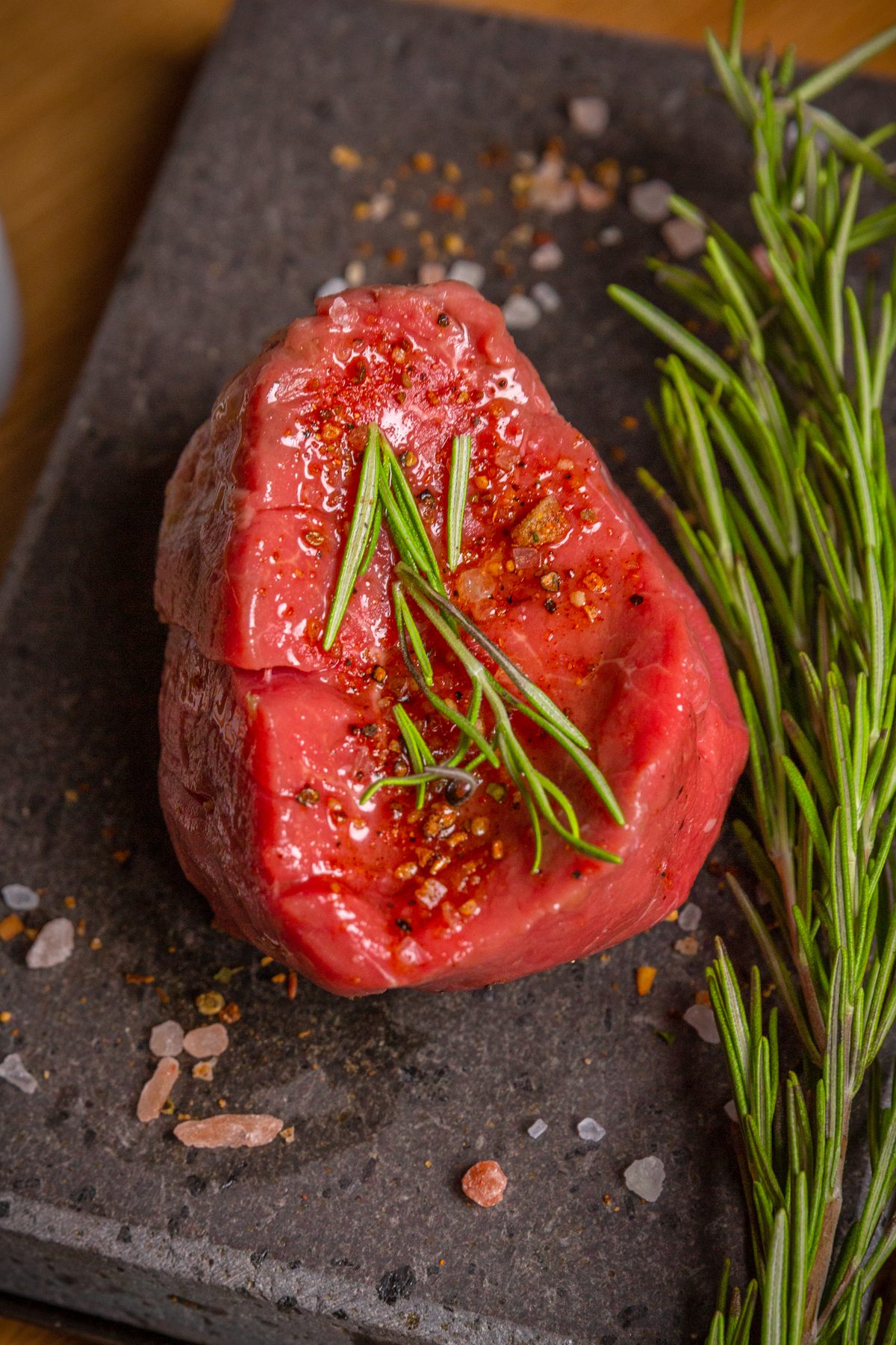 Steak auf dem heißen Lavastein